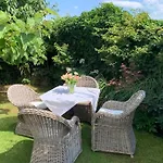 Exklusive Mit Herrlicher Terrasse Und Garten דירה *