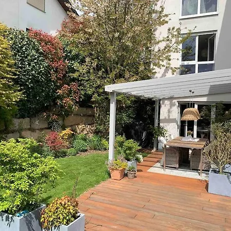 Exklusive Mit Herrlicher Terrasse Und Garten Appartement Ludwigsbourg