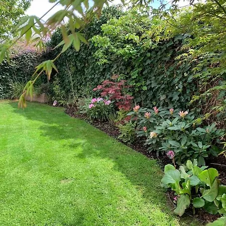 Exklusive Mit Herrlicher Terrasse Und Garten Appartement