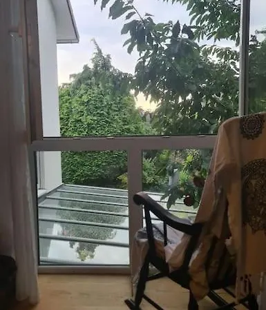 Exklusive Mit Herrlicher Terrasse Und Garten * Ludwigsbourg